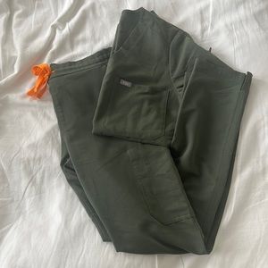 Figs moss xs catarina top and xs yola bottoms with original waistband
